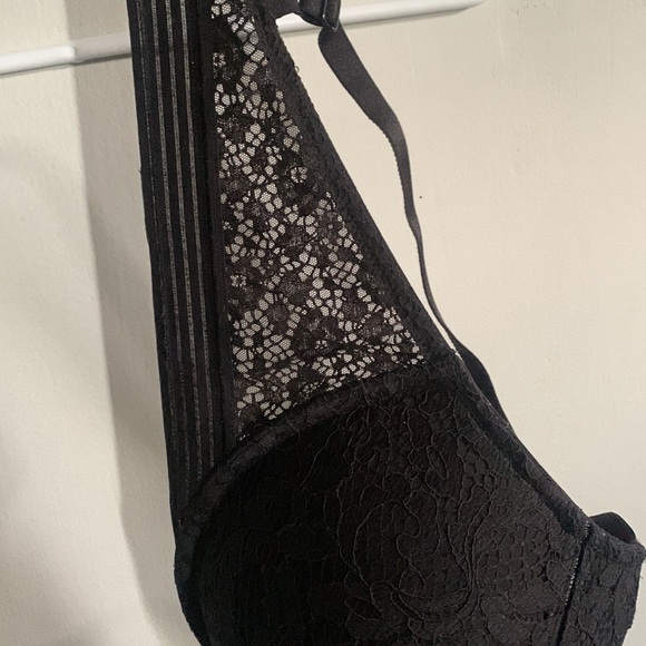 Victoria’s Secret bombshell bra - Picture 9 of 12